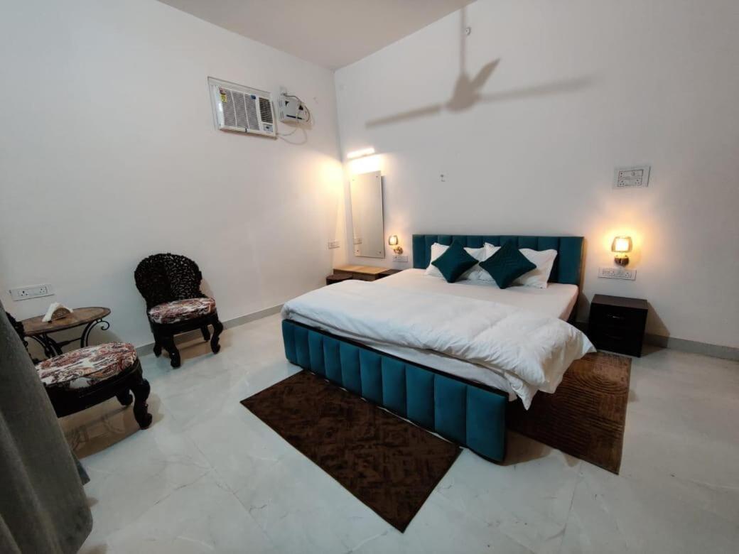 Vila Gc Farms Ayodhya Exteriér fotografie