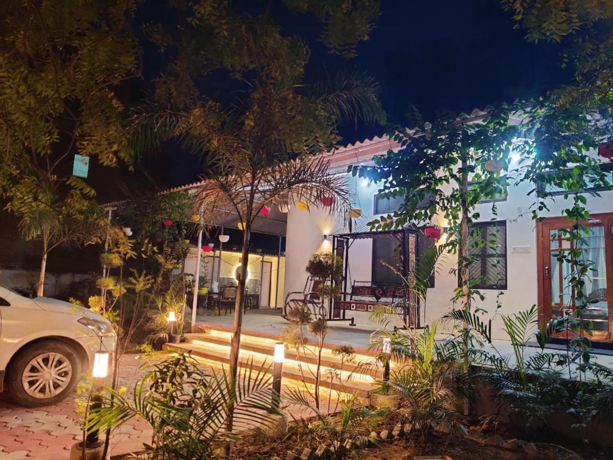 Vila Gc Farms Ayodhya Exteriér fotografie
